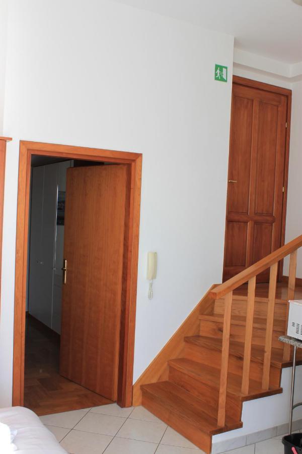 Pile Apartments 4 オミシュ エクステリア 写真